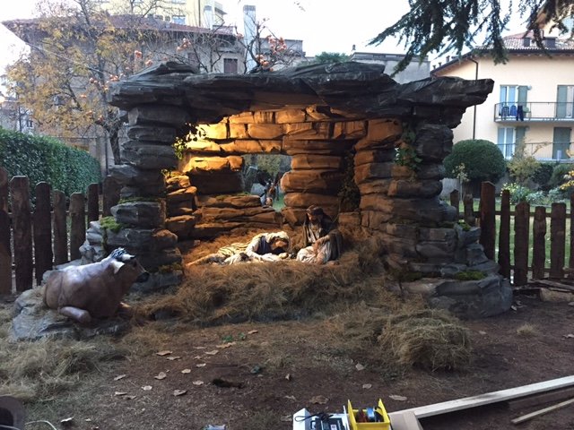 Presepe scenografico in polistirolo
